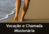 Caminhada na areia, com a inscrição Vocação e Chamada Missionária